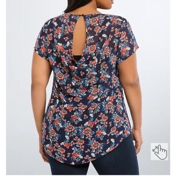 Torrid Women's Floral Chiffon Drape Back Blouse Top Size 1X - Picture 2 of 12